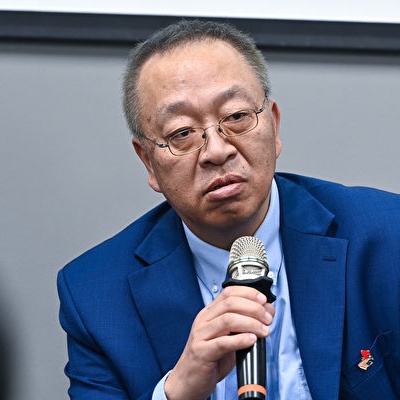 余茂春